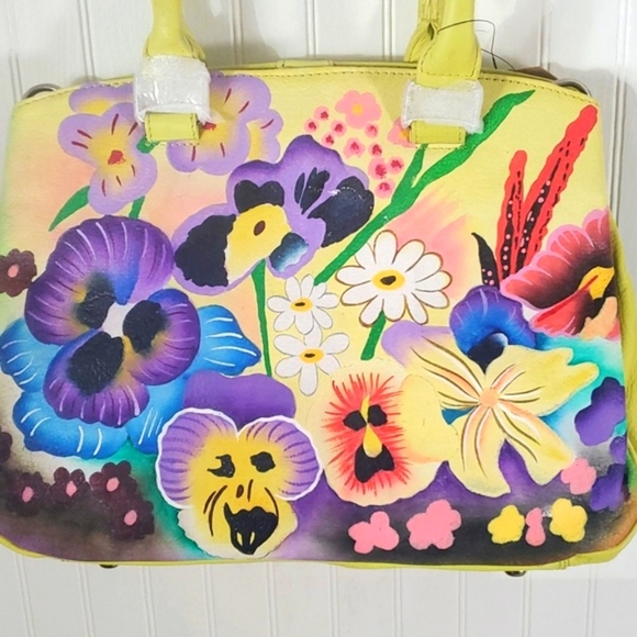 Genuine Leather Handpainted SUKRITI Kolkata Crossbody Handbag - Picture 2 of 7